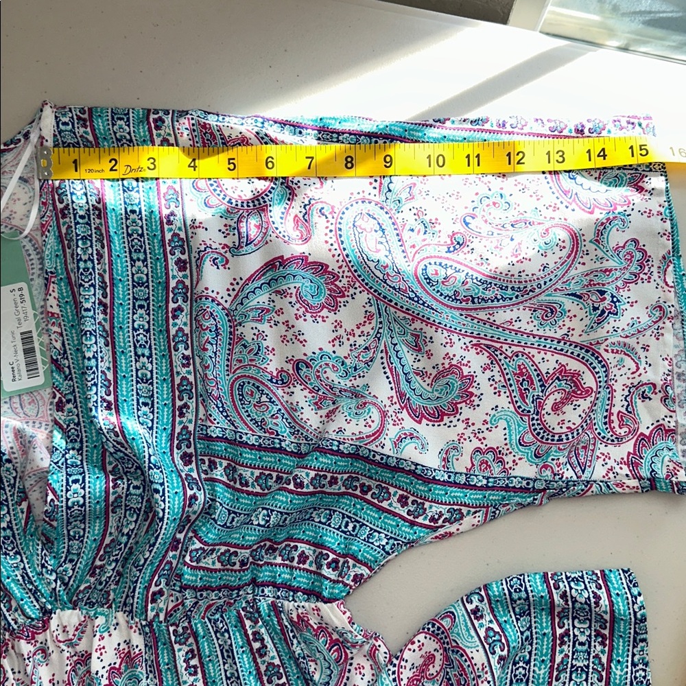 NWT RENEE C Kailano V- Neck Tunic in a Teal Green and White Paisley Size Small. - Picture 7 of 13